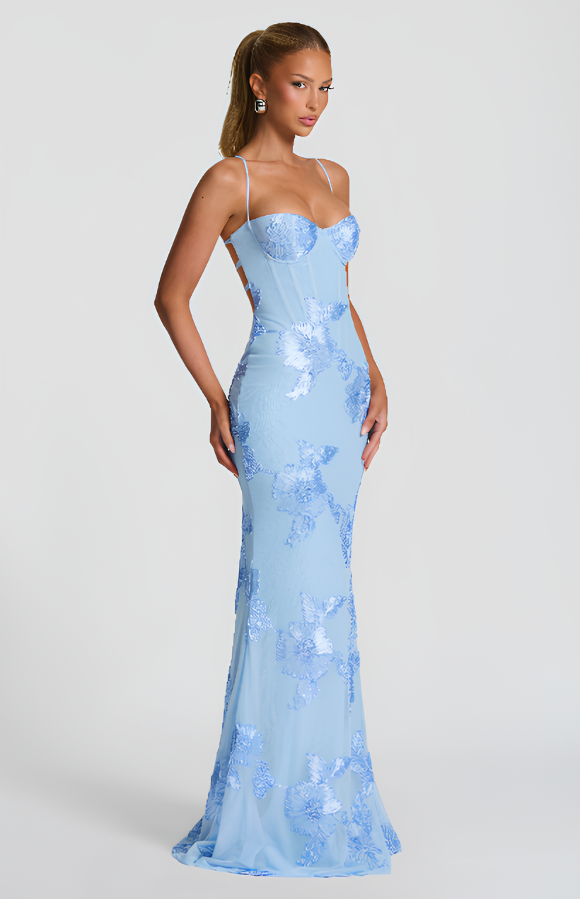 AUREVA | Glacier Elegance Silhouette