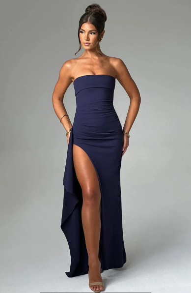AUREVA | The Velvet Line Dress