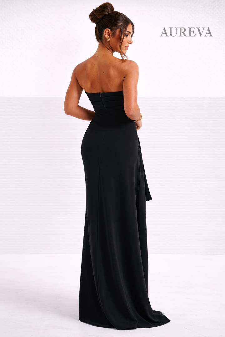 AUREVA | The Velvet Line Dress